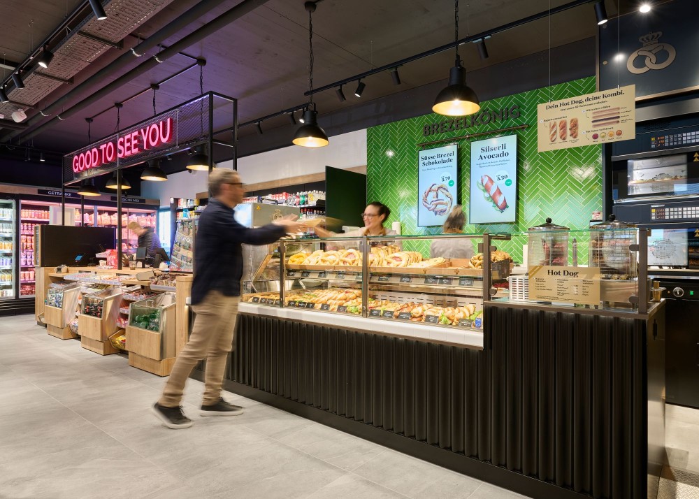 Valora strengthens Foodvenience strategy and merges the Convenience Retail and Food Service B2C divisions