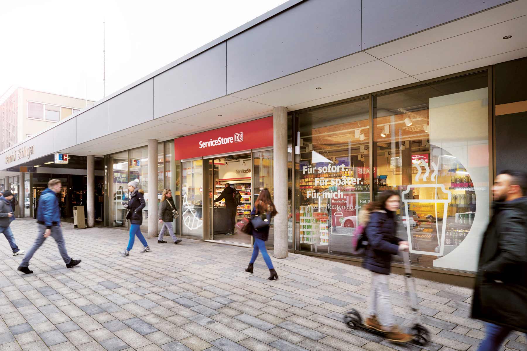 Various Images Valora